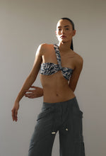 Load image into Gallery viewer, One-side Band Bikini top - Print Grey