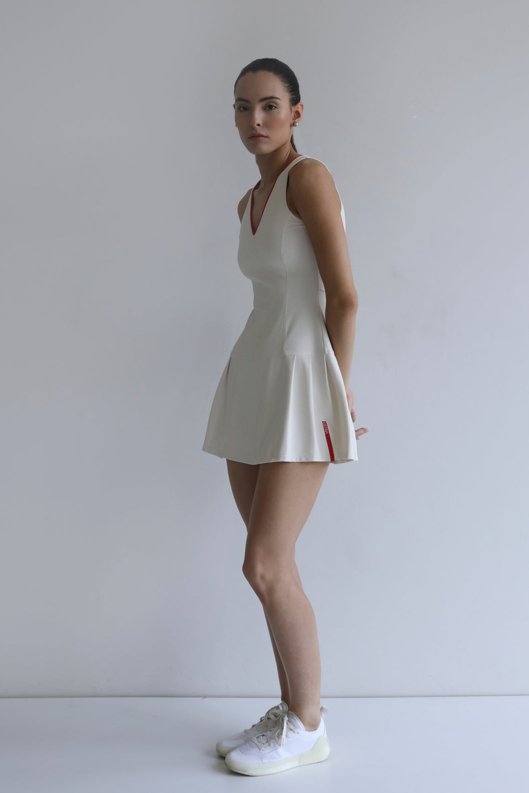 V-Neck Pleated Dress with Separate Shorts - Off-White Piquet