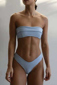 Straight With Passage Bikini Top - Light Blue