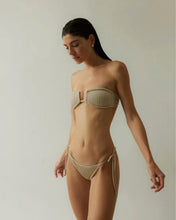 Load image into Gallery viewer, Nervura Square Half Cup Top - Natural