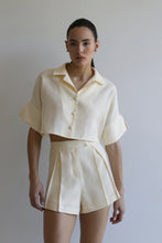 Load image into Gallery viewer, Tailoring Short Drop Sleeve Shirt Top - Creamy Linen