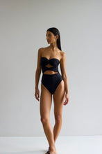 Load image into Gallery viewer, Fitting Swimsuit - Black