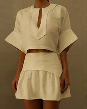 Load image into Gallery viewer, Tailoring Short Pleated Skirt Bottom - Off-White