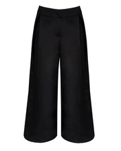 Load image into Gallery viewer, Pleated Low Waist Pantaloon Bottom - Black Linen