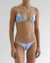 Load image into Gallery viewer, Triangle With Fixed Strap Bikini Bottom - Blue Floral