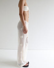 Load image into Gallery viewer, Low Waist Straight Pants Bottom - Off-White Crochet Flowers