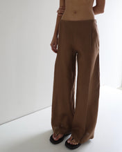 Load image into Gallery viewer, Pleated Pants Bottom - Earth Brown Linen