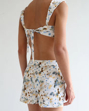 Load image into Gallery viewer, Straight Mini Shorts Bottom - White Floral