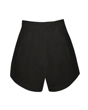 Load image into Gallery viewer, Short Bottom Pleats Detail Waistband Tailoring - Black Linen