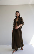 Load image into Gallery viewer, Pleated Alandin Pants Bottom  - Greenish Brown