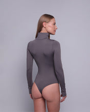 Load image into Gallery viewer, Body - Cinza