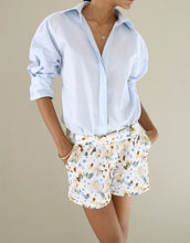 Load image into Gallery viewer, Straight Mini Shorts Bottom - White Floral