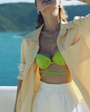 Load image into Gallery viewer, Short Bottom Pleats Detail Waistband Tailoring - Off-White Linen