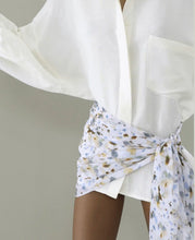 Load image into Gallery viewer, Pareo Bottom - White Floral