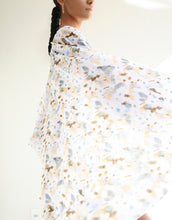 Load image into Gallery viewer, Kimono - White Floral