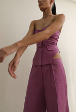 Load image into Gallery viewer, Tailored Structured Vest Top - Purple Linen